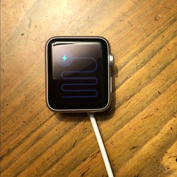 Apple Watch Series 1 - Picture 2 of 3
